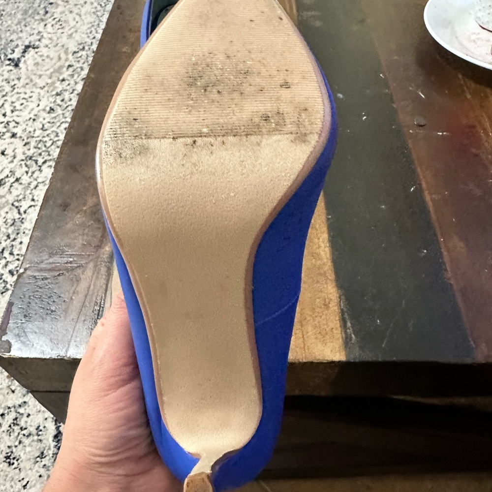 Used once like new royal blue color